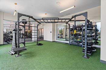 Free weights - building i & ii